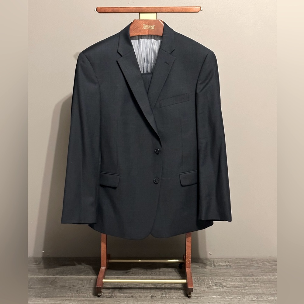 Tommy Hilfiger Mens Modern Fit Suit